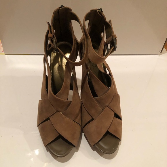 BCBG Suede Heels - Picture 2 of 7